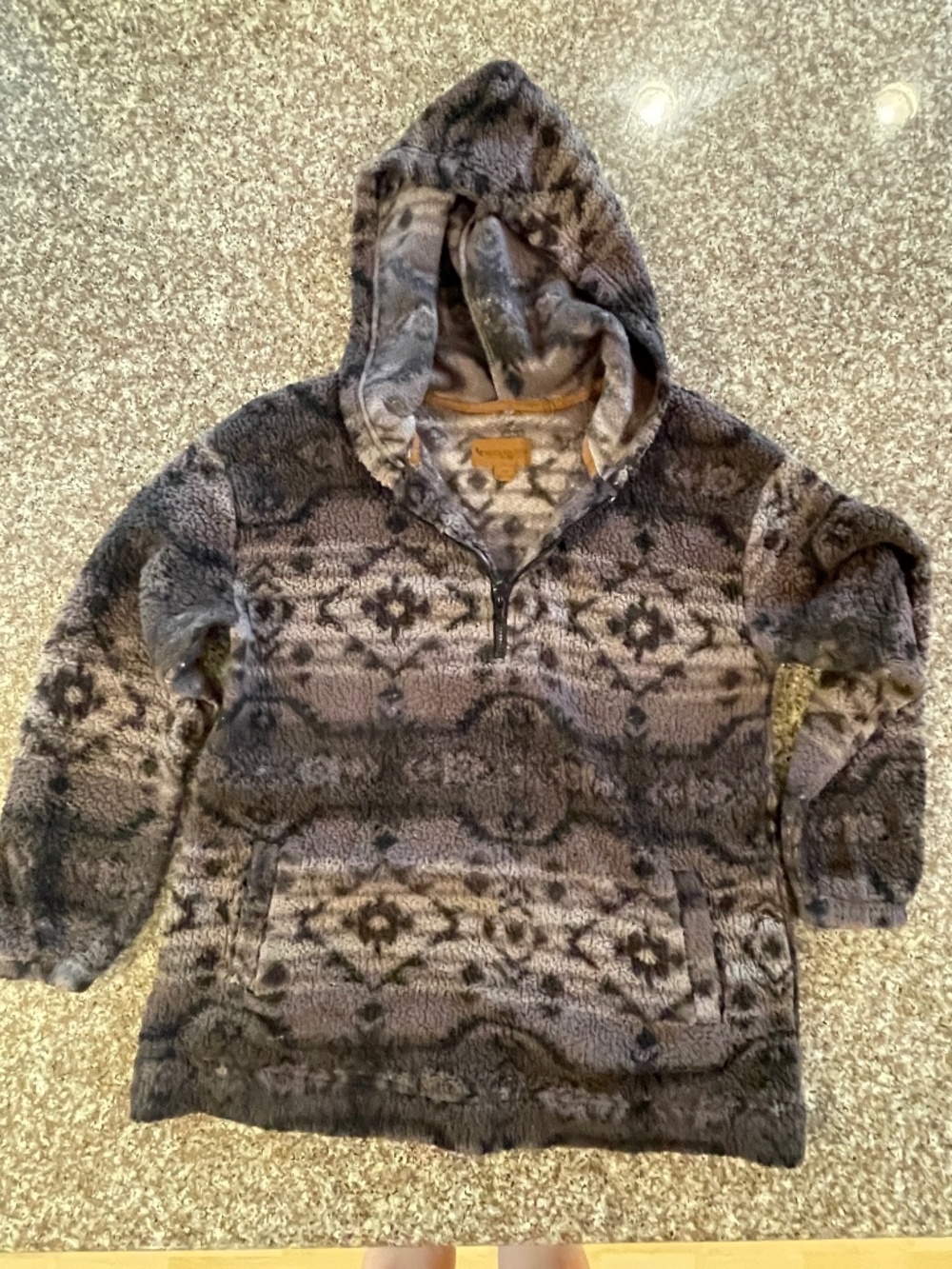 Koolaburra by UGG Brushed Back Sherpa Hoodie Aztec print Pullover size medium